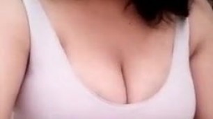 desi mature aunty fingering