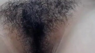 Beautiful mature hairy cunt, amateur close-up