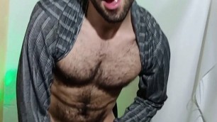 Hairy Latino Model Louis Ferdinando Jerking Off Performance