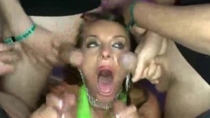 Susi Enjoying Rough Fucking and Bukkake